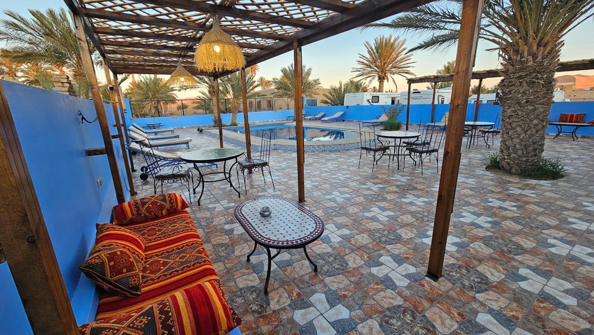 מרזאוגה Auberge Les Roches מראה חיצוני תמונה