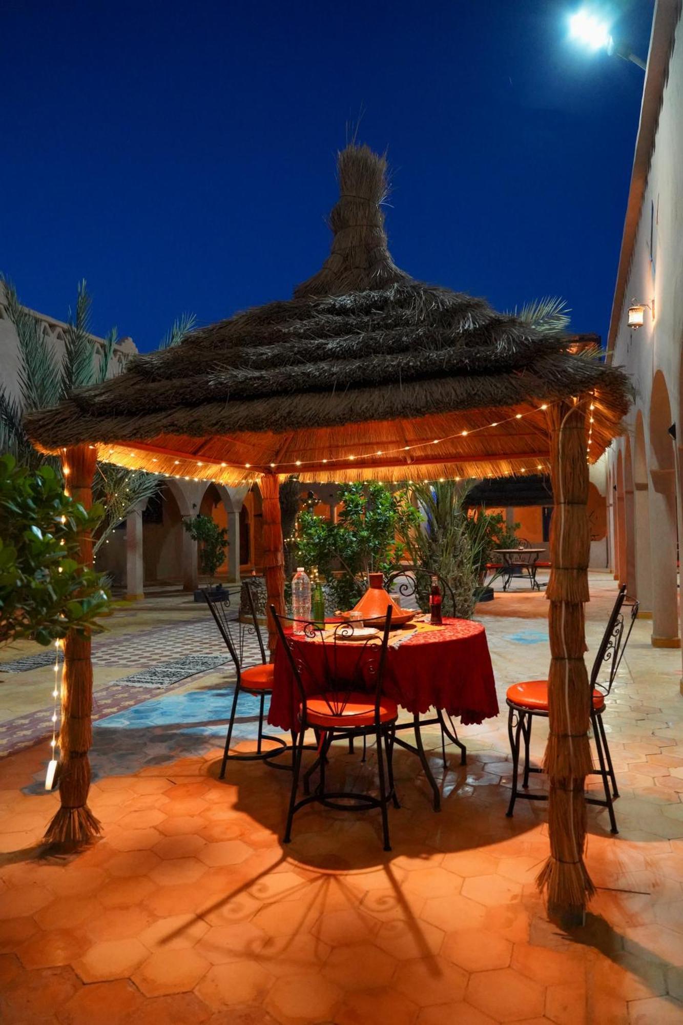 מרזאוגה Auberge Les Roches מראה חיצוני תמונה