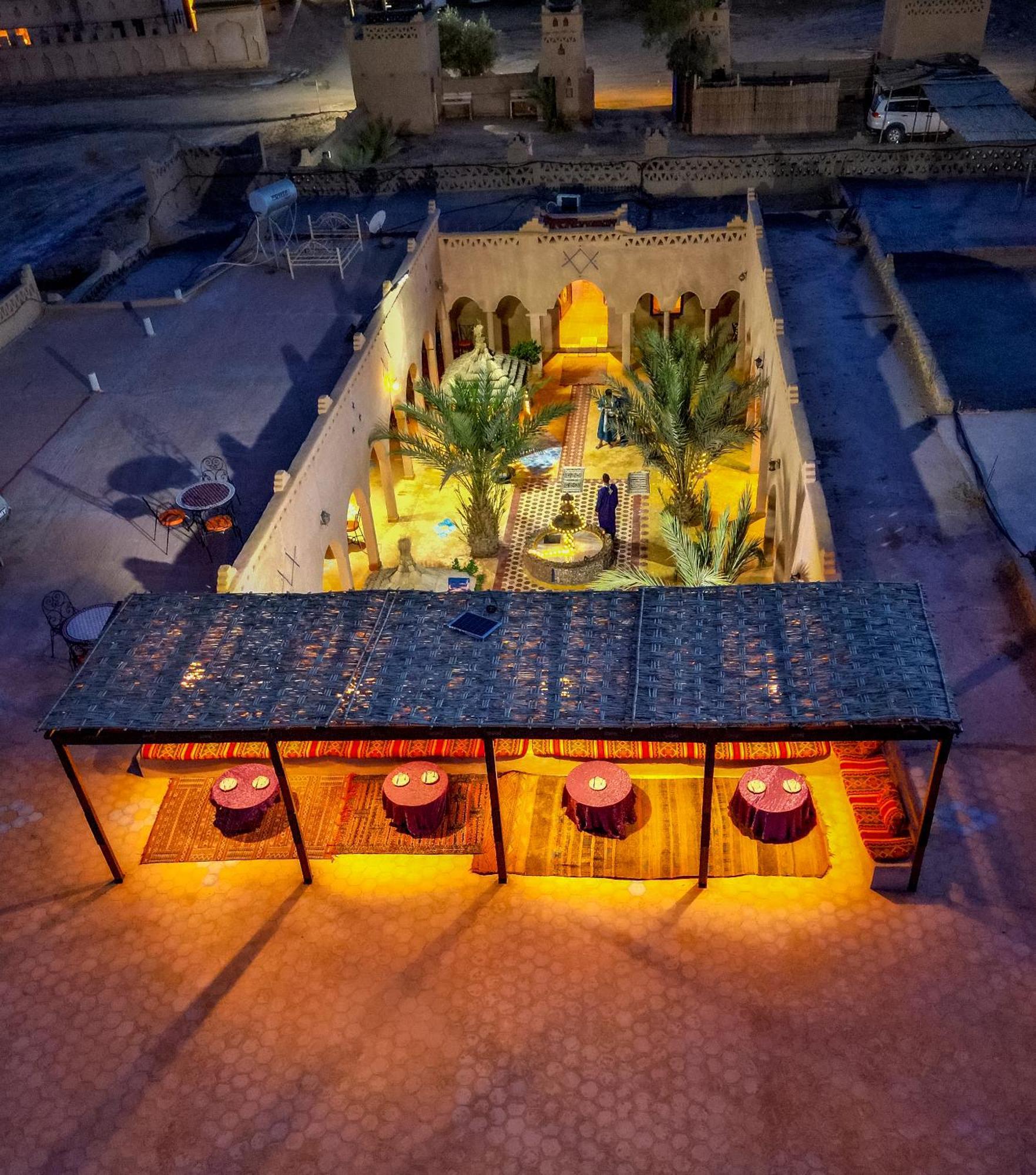 מרזאוגה Auberge Les Roches מראה חיצוני תמונה