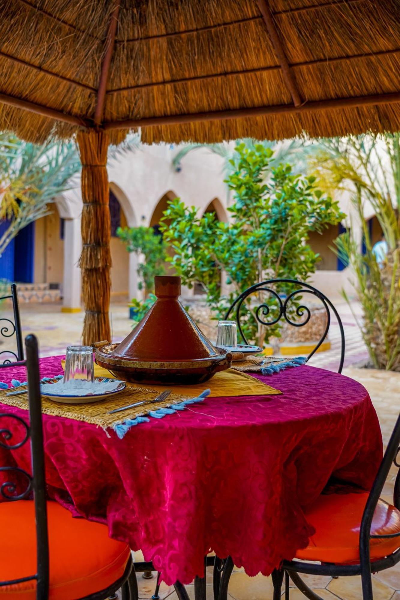 מרזאוגה Auberge Les Roches מראה חיצוני תמונה